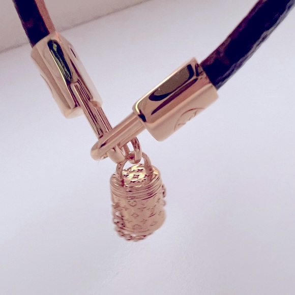 LOUIS VUITTON Cannes Bracelet - Picture 5 of 6
